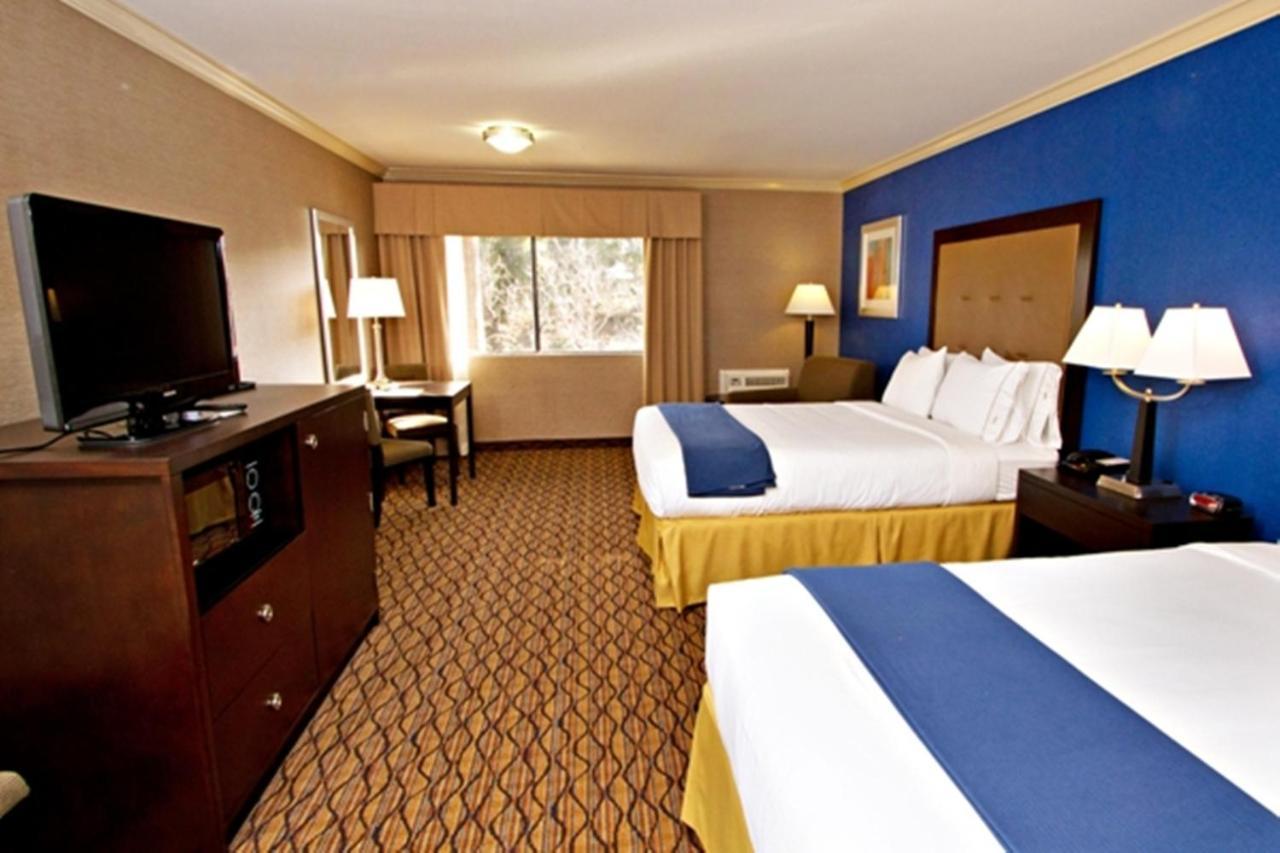 Holiday Inn Express Port Hueneme, An Ihg Hotel Room photo