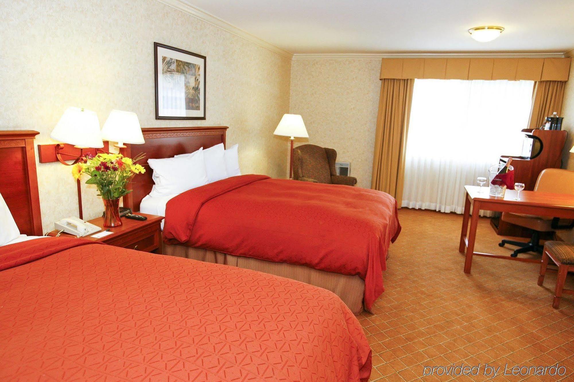 Holiday Inn Express Port Hueneme, An Ihg Hotel Room photo